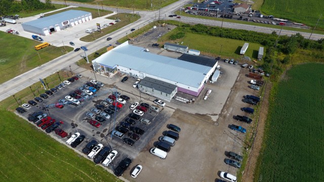 Ford building in Defiance, Ohio | McDonald's Design Build